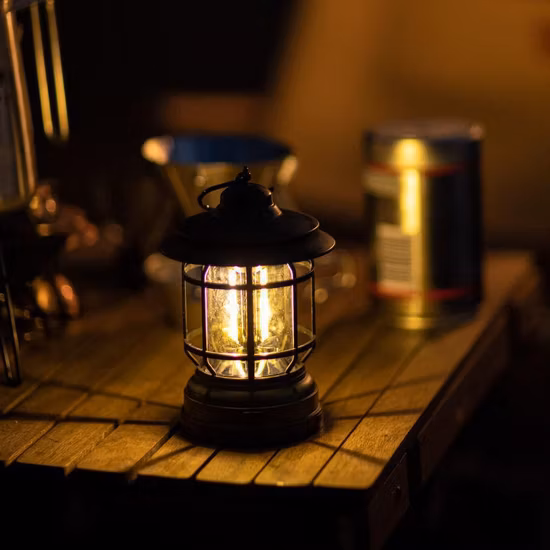 Lanterna da campeggio impermeabile portatile esterna di vendita calda LED per interruzioni